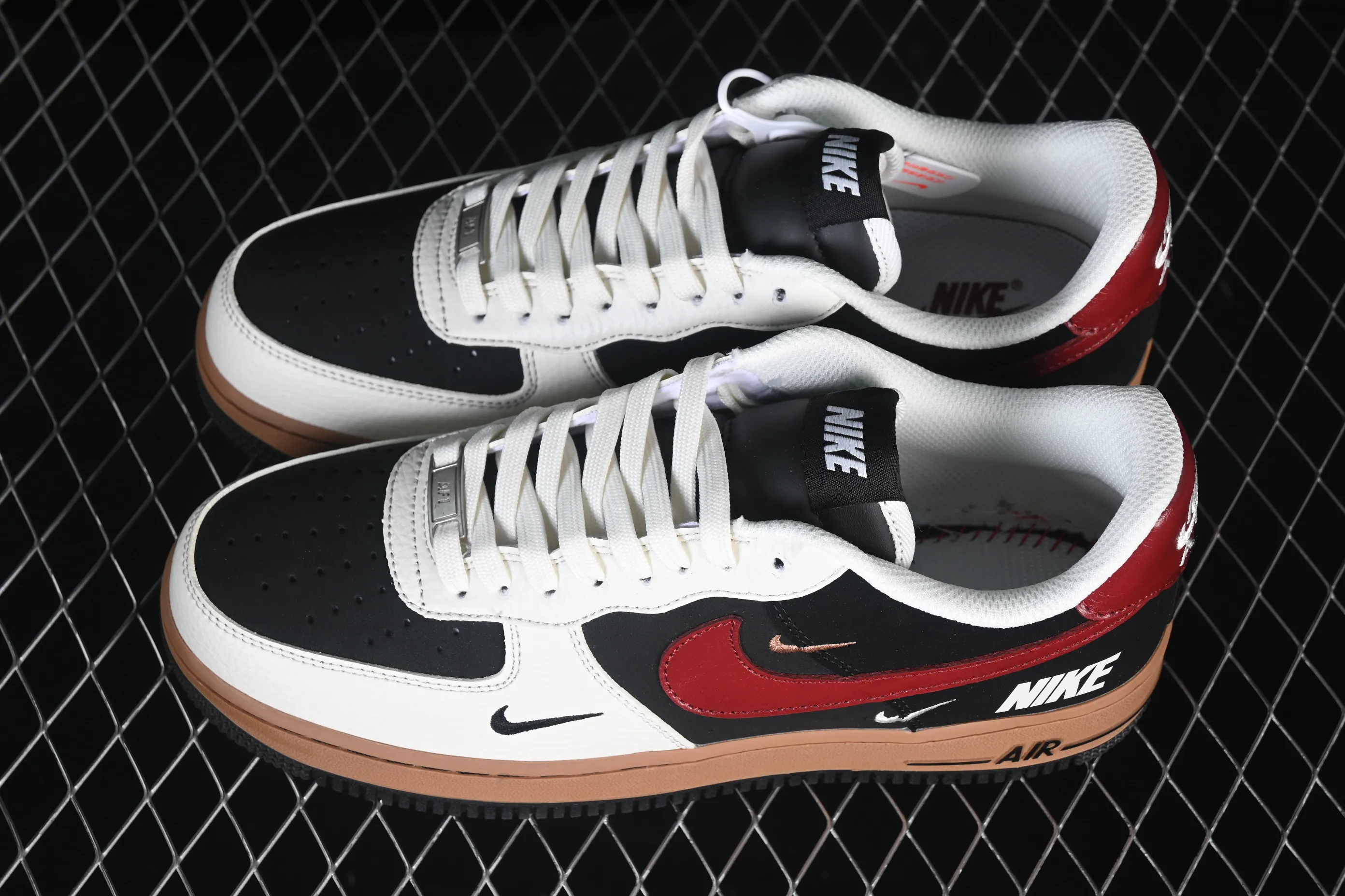 All categories Nk Air Force 1 Air Force series Nk Air Force 1 Low Air Force low-top Nike Air Force 1'07 Low White, red and black color splicing Air Force 1 low-top casual sneakers IM3378-122